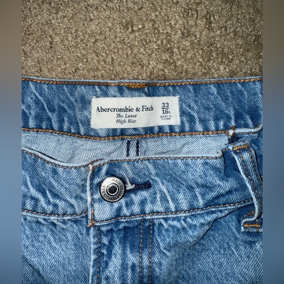 Abercrombie & Fitch *Curve Love* Light Blue Wide Leg Jeans - Picture 6 of 6